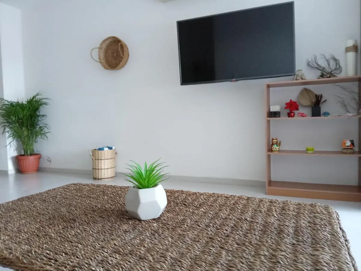 Relaxing Beachfront Loft Cancún 0*,  México